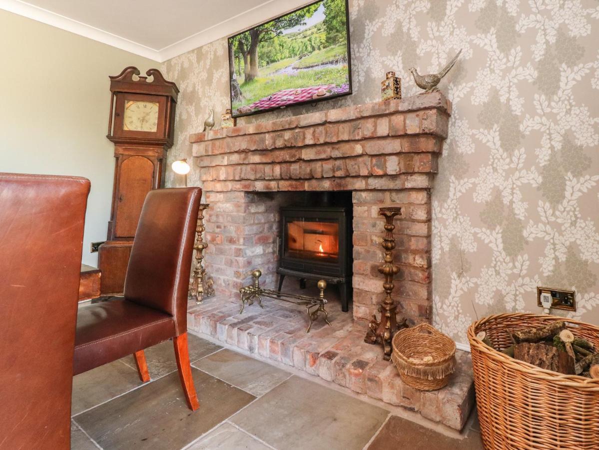 Moor End Manor Villa Poulton-le-Fylde Kültér fotó