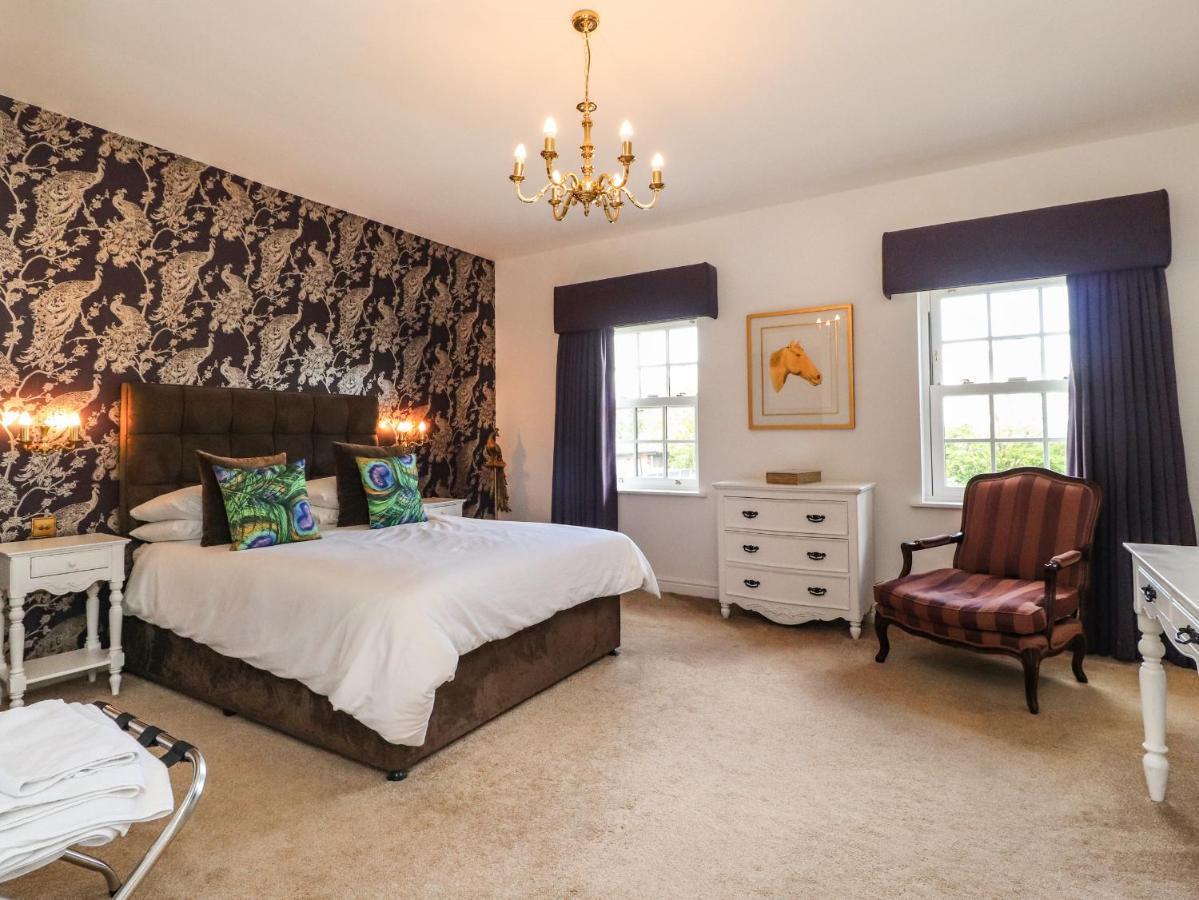 Moor End Manor Villa Poulton-le-Fylde Kültér fotó